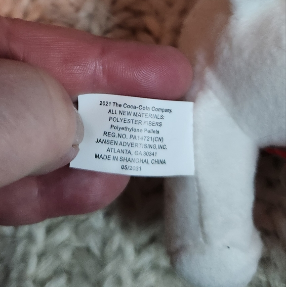 Coca-Cola official 2022 polar bear - Picture 3 of 5